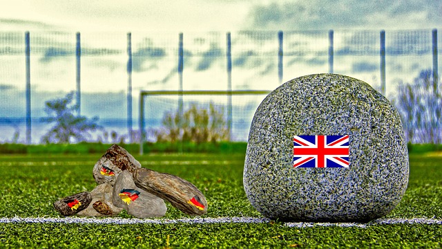 又逆转了！孙颖莎战胜队友王艺迪 连扳4局晋级决赛.