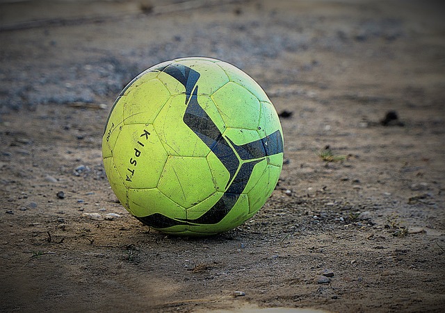 福原爱：咋地啦？我说的就是贼标准的普通话啊.